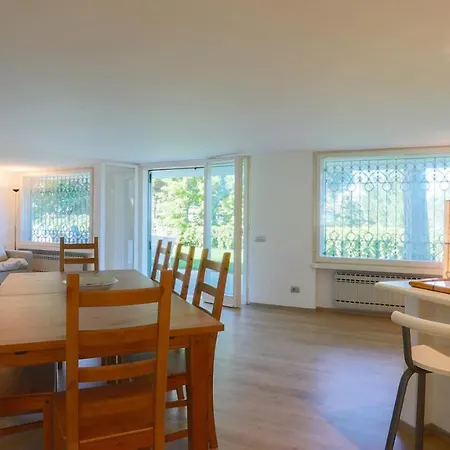 וילה Sarah 102 Emma