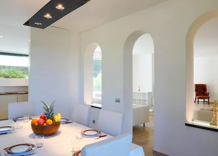 Sarah 102 Emma וילה ריצ'יונה