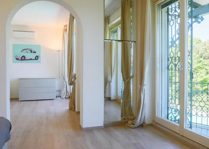 ヴィラ Sarah 102 Emma リッチョーネ