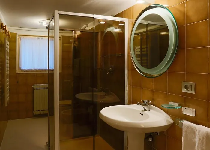 Sarah 102 Emma 리치오네